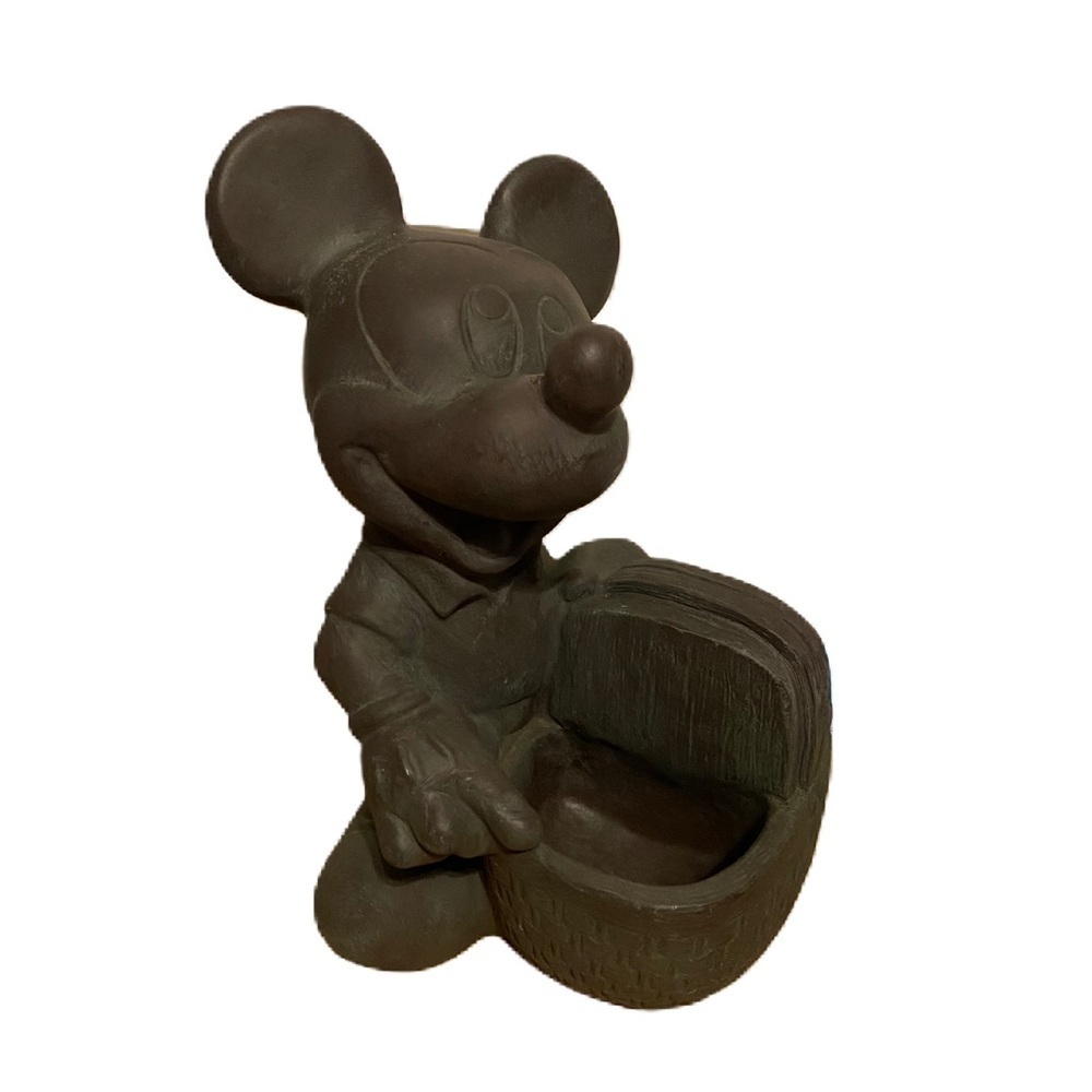Vintage Disney Mickey Mouse Outdoor Garden Planter Statue Picnic Basket Garden